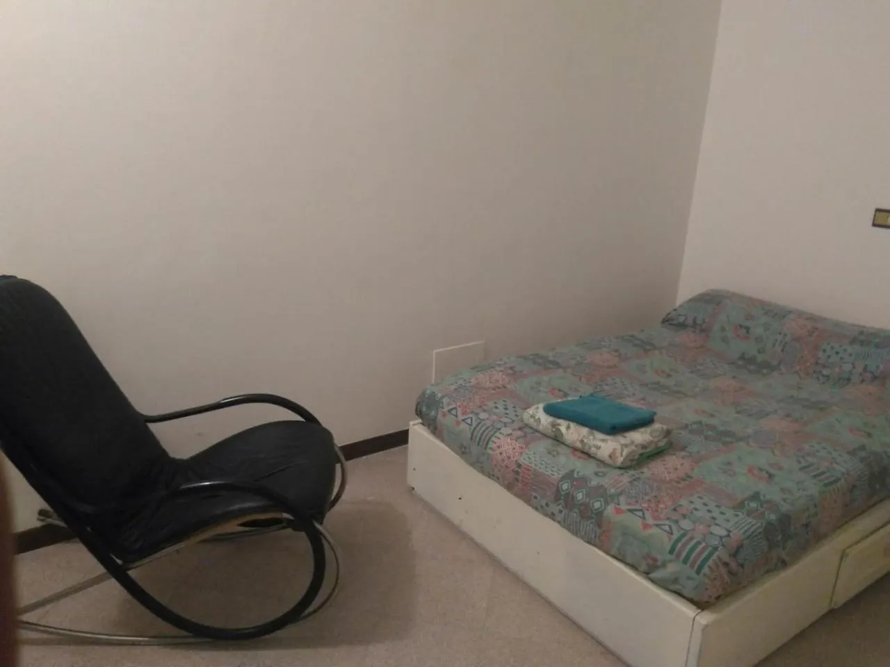 In Villa Locazione Breve Bari 0*,  Itália